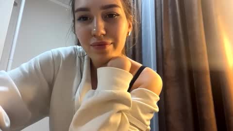 Julia online show from February 25, 1:42 pm