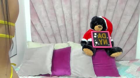 DaniiBelluci  online show from December 2, 3:30 am