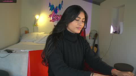 Snapshot of daniisla chatting on January 20, 9:43 pm danalle .. online show from January 20, 9:43 pm