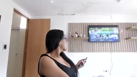 danna_gomez00 online show from February 26, 7:35 pm