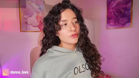 Danna Lovs online show from February 13, 2:08 pm