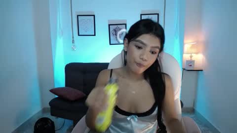 Danna online show from October 23, 10:27 pm