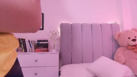 Insta DannaBlueX  online show from July 3, 6:58 pm