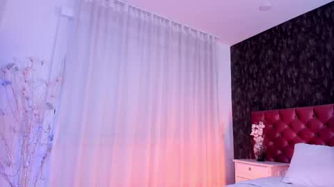 Danna online show from September 21, 6:39 pm