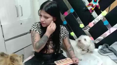 Snapshot of daphne877046 chatting on September 8, 11:37 pm daphne877046 online show from September 8, 11:37 pm