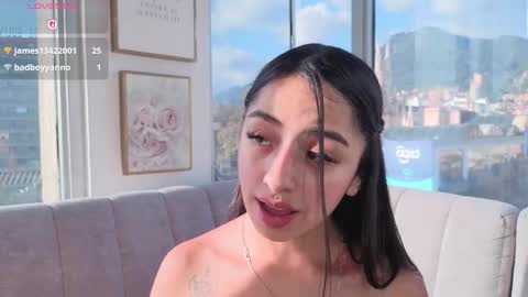 daphne_chers online show from March 11, 10:01 pm