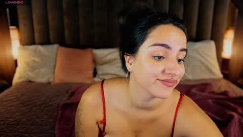 Snapshot of daphne_moss chatting on September 16, 12:57 pm Agatha online show from September 16, 12:57 pm
