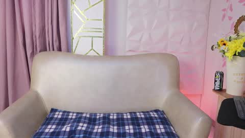 Daphne online show from February 6, 8:34 pm