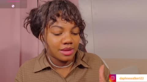 Daphne online show from March 27, 11:27 pm