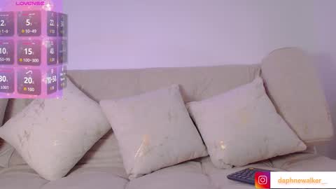 Daphne online show from October 10, 11:04 am