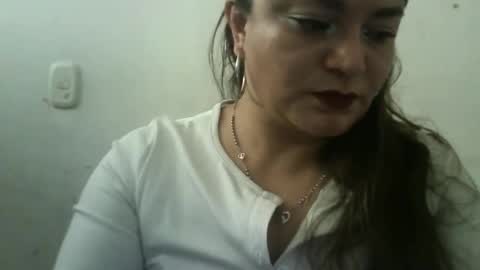 dapnne online show from April 21, 2:35 pm