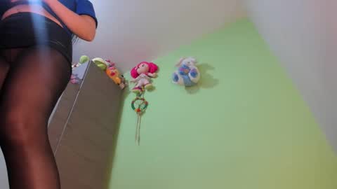 Snapshot of dariana_hot chatting on February 1, 5:05 pm dariana_hot online show from February 1, 5:05 pm