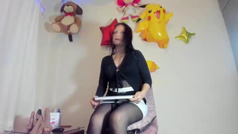 Snapshot of dariana_hot chatting on February 9, 4:07 pm dariana_hot online show from February 9, 4:07 pm