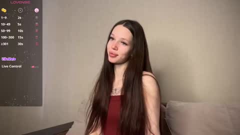 Snapshot of darina_night chatting on February 22, 1:23 pm Darina Night online show from February 22, 1:23 pm