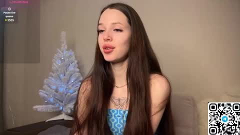 Snapshot of darina_night chatting on January 2, 6:56 pm Darina Night online show from January 2, 6:56 pm