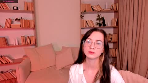 Lola online show from January 9, 2:11 am