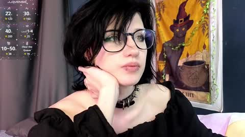 Snapshot of dark_vamp_ chatting on February 5, 6:37 pm Vamp online show from February 5, 6:37 pm