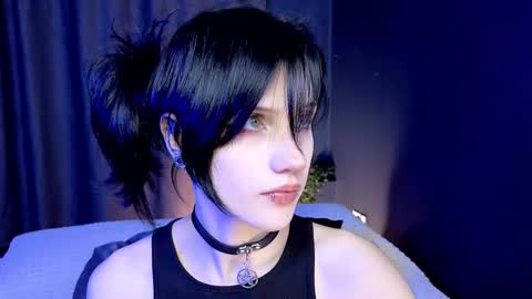 Vamp  online show from November 8, 4:56 pm