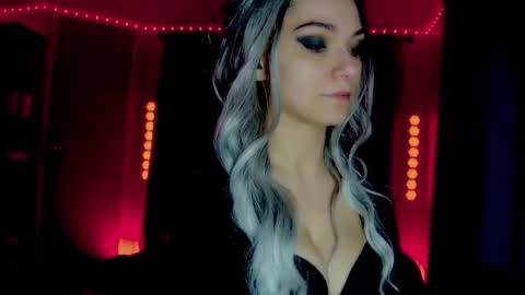 roseredgoddess online show from April 21, 2:48 am