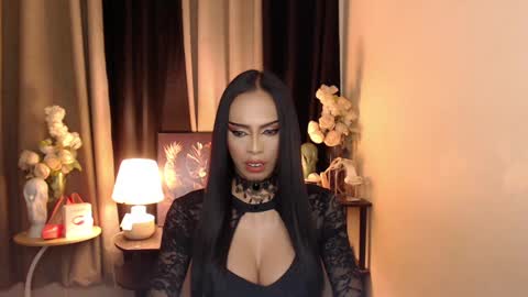 HAPPY BIRTHDAY MISTRESS MADRIANA online show from February 18, 11:11 am