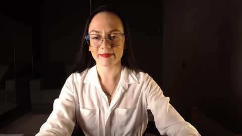 darkspark_ online show from October 1, 1:38 pm