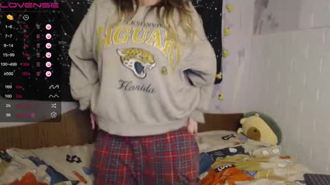 darling_tony18 online show from November 14, 6:19 pm