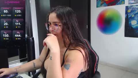 daviana online show from February 21, 7:10 pm