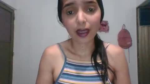 dayana_cruz online show from April 12, 9:28 pm
