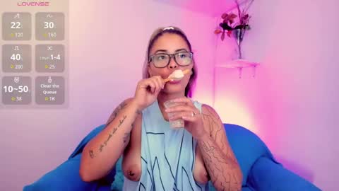 Day online show from May 22, 11:36 pm