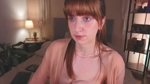 Moa . online show from April 4, 9:13 pm