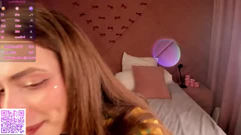 deb_moore online show from February 24, 7:07 am