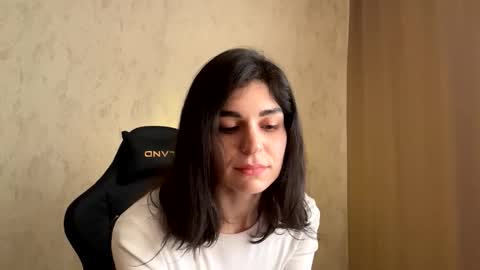 May online show from January 16, 9:38 am