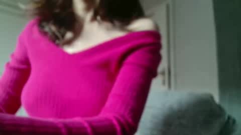 KamiDevi online show from January 11, 1:05 pm