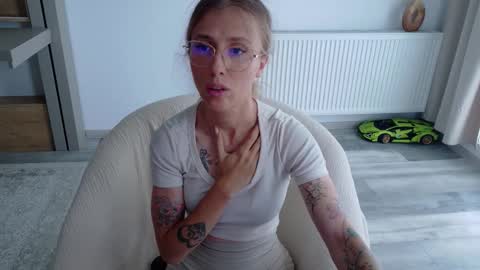 Di online show from September 11, 2:28 pm