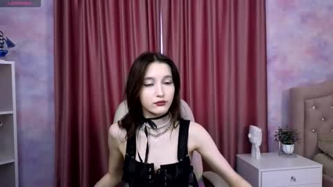 Delfy online show from March 25, 1:36 pm