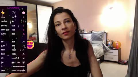 Nicole online show from March 7, 9:18 am