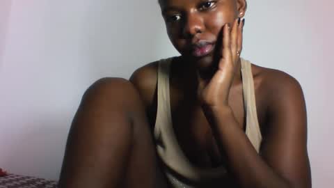 EVAH online show from February 12, 6:04 am