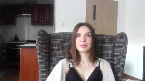 Aurora online show from February 4, 7:40 am