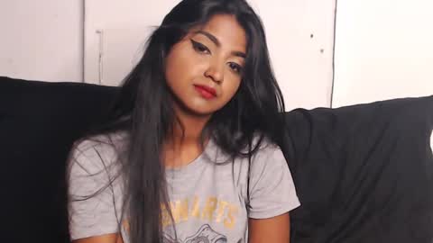 Snapshot of delilah_blazee chatting on February 18, 4:27 pm Delilah Blaze online show from February 18, 4:27 pm
