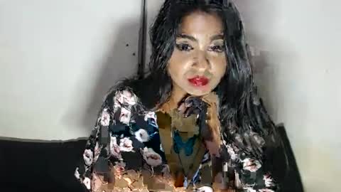 Snapshot of delilah_blazee chatting on January 13, 7:42 pm Delilah Blaze online show from January 13, 7:42 pm