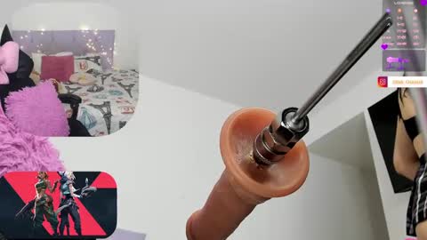 demiii online show from September 28, 10:09 am