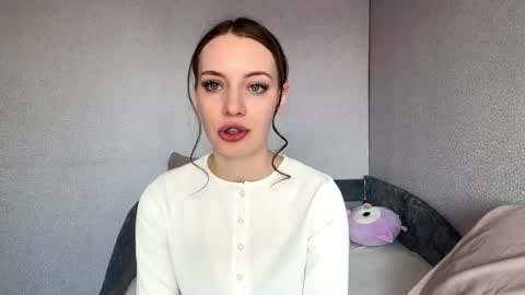 denatruong online show from May 8, 8:06 am