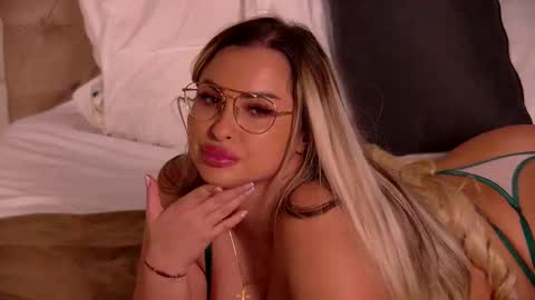 Ela online show from February 25, 12:20 am