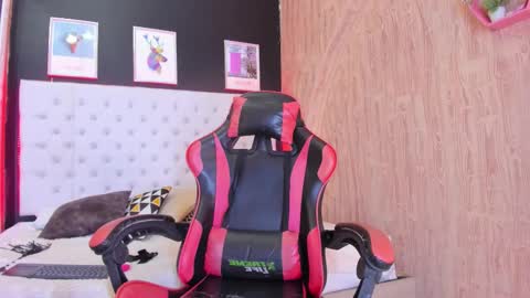 dennyzeans online show from January 9, 11:47 am