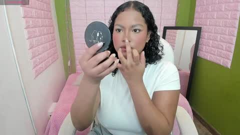 Dephne online show from February 4, 12:11 pm