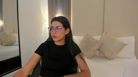 desire online show from January 14, 12:10 pm