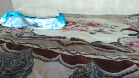 destinykiss online show from February 18, 7:18 am