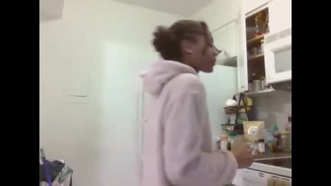 deviantdynasty online show from October 10, 8:52 am