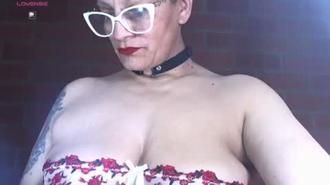 devil_taylorx online show from June 21, 3:32 am