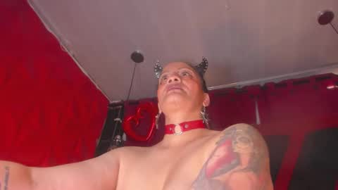 devil_taylorx online show from November 6, 6:14 pm